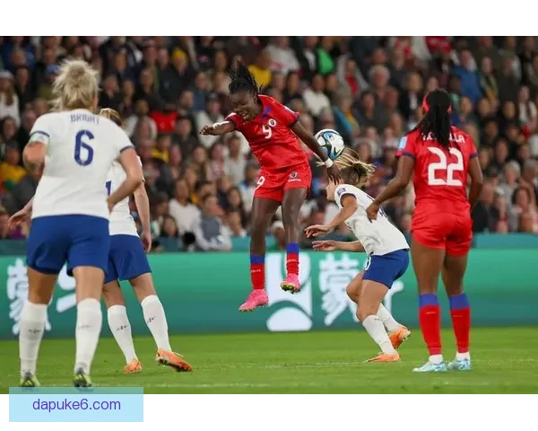 云达不莱梅女足逆转胜埃森舍纳贝克女足迎来关键三分 云达不莱梅女足逆转胜埃森舍纳贝克女足迎来关键三分